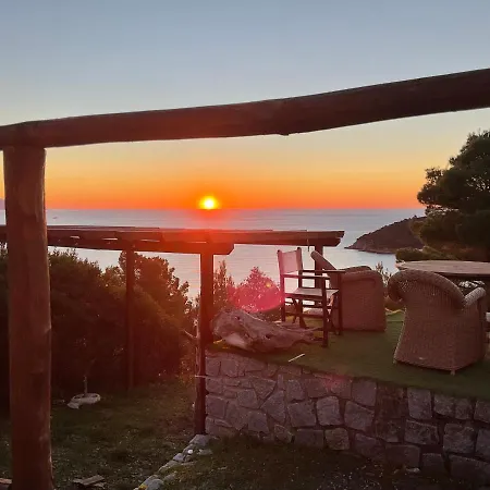 La Collina Sul Mare Bed & Breakfast Marina di Campo Exterior photo